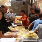 صناعة القطايف في البلدة القديمة بالخليل