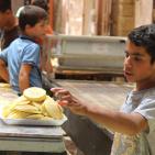 صناعة القطايف في البلدة القديمة بالخليل