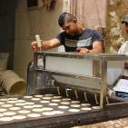 صناعة القطايف في البلدة القديمة بالخليل