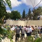 بالصور: جماهير غفيرة تشيّع جثمان الأسير المحرر سامي يونس