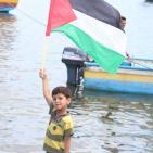 مسيرة بالمراكب البحرية داخل ميناء غزة استقبالا لأسطول الحرية