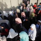 الآلاف يزحفون صوب القدس لأداء صلاة الجمعة الأولى من رمضان  عبر حاجز قلنديا