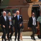 الرئيس محمود عباس يلتقي وزير الخارجية الفرنسي لوران فابيوس،في مقر الرئاسة برام الله