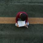 اطفال يقرأون القران في مسجد تميم الداري في رام الله‎