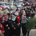 الآلاف يزحفون صوب القدس لأداء صلاة الجمعة الثانية من رمضان عبر حاجز قلنديا