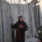 الآلاف يزحفون صوب القدس لأداء صلاة الجمعة الثانية من رمضان عبر حاجز قلنديا