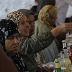 بالصور: مؤسسة حوار للتنمية تُنظم إفطاراً جماعياً في دار المُسنين بِنابلس