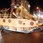 مجسم لسفينة أسطول الحرية يجوب شوارع رام الله