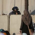 دخول المصلين الى القدس في الجمعة الثالثة من رمضان عبر حاجز قلنديا