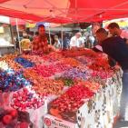 استعدادات استقبال عيد الفطر بالخليل