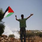 اصابات بالاختناق في قمع الاحتلال مسيرة بلعين الاسبوعية