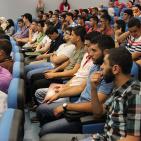 طلبة كلية الطب في جامعة النجاح يُنظمون ندوة تعريفية وإرشادية للطلبة الجدد