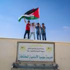 بالصور: أطفال سوسيا يتحدون أوامر الهدم ووزير التربية والتعليم يطلق العام الدراسي من مدرستهم