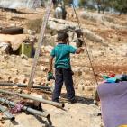 الاحتلال  يشرد  ثلاث اسربهدم مساكن وحظائر لعائلات بدوية شرق رام الله