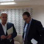 رئيس جامعة بيرزيت يعقد مؤتمرا صحفيا في الجامعة