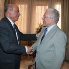 الطيب البكوش وزير الخارجيه التونسي يستقبل سفير  فلسطين سلمان الهرفي  بمناسبة انتهاء مهامه بتونس