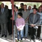 فاروق القدومي وسلمان الهرفي يضعون اكاليل الزهور على اضرحة شهداء حمام الشط بتونس