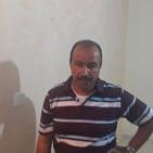 مواطنون يتجمعون في منزل الشهيد حلبي خشية من اقدام الاحتلال على هدمه