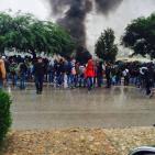 طلبة دورا ينظمون وقفات احتجاجية والاحتلال يطلق الغاز المسيل للدموع اتجاههم