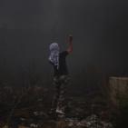 إصابات ومواجهات قرب مستوطنة 