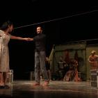 بالصور: عرض مسرحية 