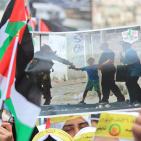 حركة فتح في نابلس تنظم وقفة تضامنية للمطالبة بحماية دولية لأطفال فلسطين