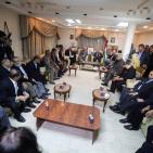 بالصور: حماس تسلم منزل الشهيد عرفات بعد 8 سنوات من الاستيلاء عليه