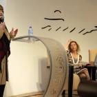 المحاضرة المكسيكية د. سيلفانا رابينوفيتش تقدم  ندوة عن خطبة  الهندي الاحمر للشاعر محمود درويش