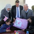 اسرة جامعة بيرزيت تزور جمعية مركز الحياة لمكافحة السرطان في رام الله