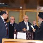 المطران عطا الله حنا خلال زيارته مؤتمر عن القدس في مدينة القاهرة