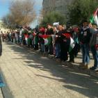 القدس: قمع أطول سلسلة بشرية لاستعادة جثامين الشهداء.