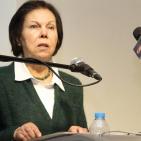 تكريم  المناضله  عايشه عودة عن كتابها  احلام  الحريه  في متحف درويش