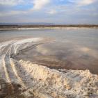 صناعة الملح من البحر الميت