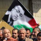 وقفة وخيمة تضامن بغزة مع الأسير الصحفي 