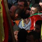 أهالي نابلس يشيعون جثمان الشهيد هيثم ياسين