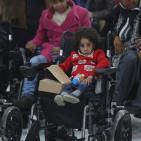 بحضور الرئيس مؤسسة التعاون والتنسيق التركي (تيكا) تسلم 50 فلسطينيا من ذوي الاحتياجات الخاصة كراسي كهربائية