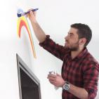 النجاح التطوعية والخدمة المجتمعية في النجاح يُنظمان نشاط رسم في إحدى المدارس