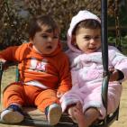 أطفال الخليل العتيقة يواجهون الاحتلال باللعب والحياة