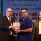 تكريم المؤسسات والجهات الراعية لمهرجان نابلس للثقافة والفنون الأول