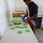 صناعة القطايبف الملونة في عين يبرود شمال شرق رام الله