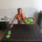 صناعة القطايبف الملونة في عين يبرود شمال شرق رام الله