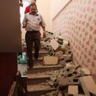 الاحتلال يهدم منزل الشهيد عنان صالح حماد في مخيم قلنديا