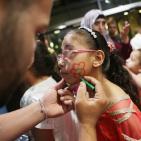 مؤسسة يد بيد تُقيم وجبة افطار لمجموعة من الأطفال