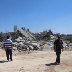 الاحتلال يهدم 10 منازل في قرية قلنديا شمال القدس