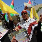 وقفة تضامنية مع الأسرى المضربين في الخليل