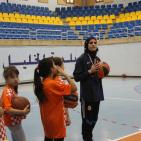 ياسمين نيروخ.. حكم المستطيل الاخضر في الخليل