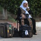 صور لمغادرة الدفعة الثالثة من الحجاج عبر معبر الكرامة