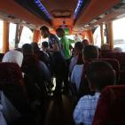 صور لمغادرة الدفعة الثالثة من الحجاج عبر معبر الكرامة