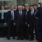 الرئيس محمود عباس يغادر المستشفى الاستشاري العربي في رام الله بعد عملية 