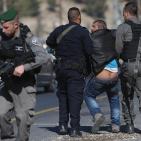 الاحتلال يحاصر قرية باب الشمس ويعتقل 6 نشطاء